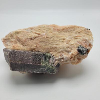 Two Rose Quartz with Tourmaline (D-EL)