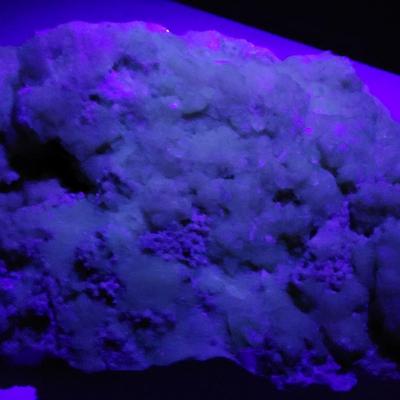 Large Fluorecent Calcite Cluster (B1-EL)