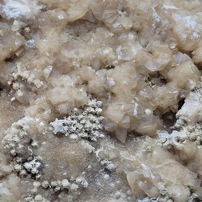 Large Fluorecent Calcite Cluster (B1-EL)