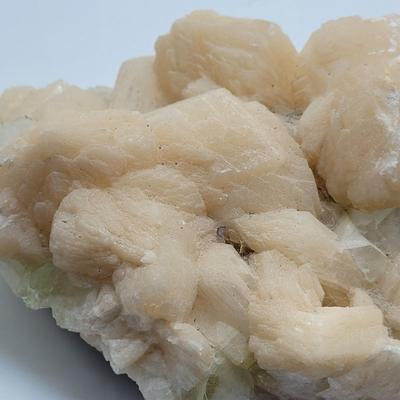 Stilbite and Fluorecent Calcite Cluster (B1-EL)