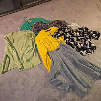 CLOTHING LOT