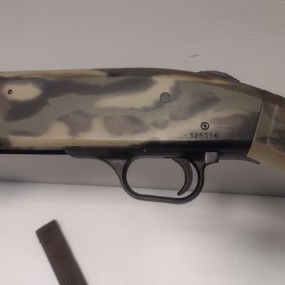Mossberg Model 835 'Ulti-Mag' 12 Gauge Shotgun Camouflage Edition with Strap and Ammo Holster 24" Barrel