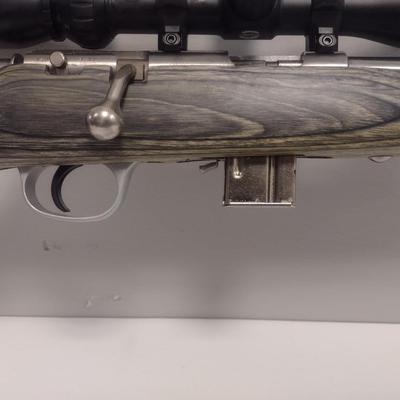 Marlin Model 917VS .17 H.M.R. Caliber Rifle with BSA Sweet 17 Scope Wood Grain Finish 21" Barrel