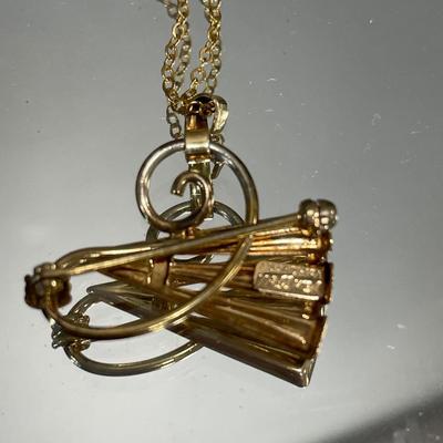 Three 1/20 12k chain necklaces Van Dell pendant