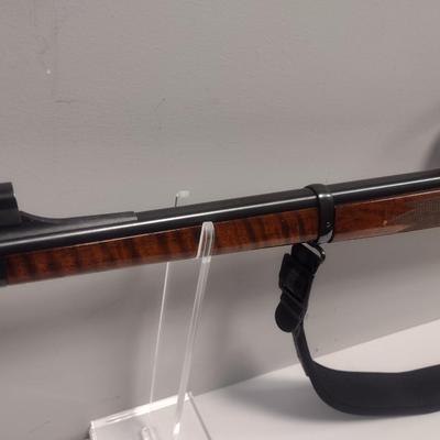 Sako .308 Bolt Action Rifle with Leupold Scope and Strap 19.5" Barrel