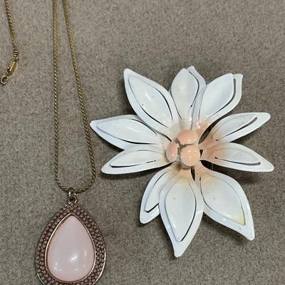 Rose quartz necklace and enamel brooch