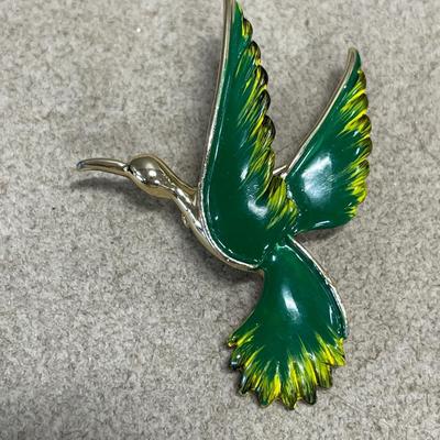 Vintage Gerry’s enamel brooch and fun bracelet