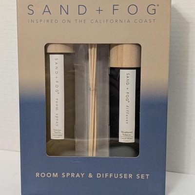 Sand + Fog Room Spray & Diffuser Set Tahitian Vanilla and Weathered Tobacco Sealed