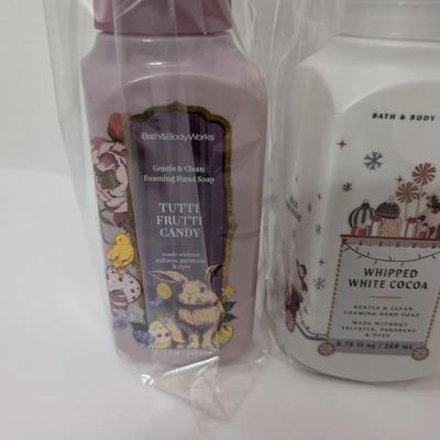 Bath & Body Works Holiday Hand Soap Lot Tutti Fruitti Candy Whipped White Cocoa Cranberry Vanilla Crème