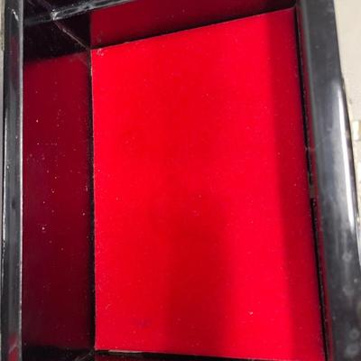 Black laquer Asian cranes mother of pearl jewelry box