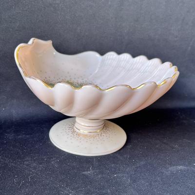 Lot 145 Cambridge Crown Tuscan Shell Compote
