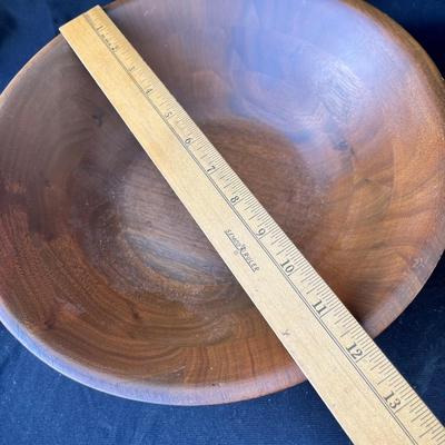 Lot 148 Wood Salad set w/ Mushroom Motif