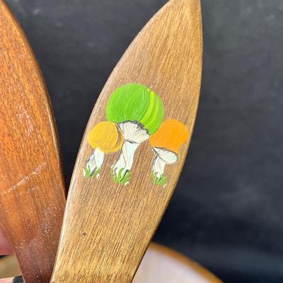 Lot 148 Wood Salad set w/ Mushroom Motif