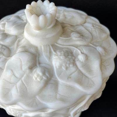 Lot 150 Fenton Waterlily Satin Milk Glass candy box
