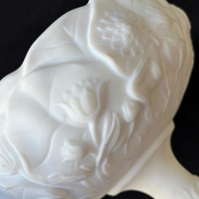 Lot 150 Fenton Waterlily Satin Milk Glass candy box