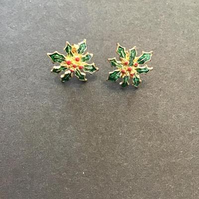 Sale Photo Thumbnail #100: Vintage Christmas holly earrings. Please see attached photos.