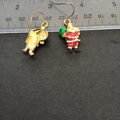 Sale Photo Thumbnail #109: Vintage Christmas, Santa Claus earrings. Please see attached photos.