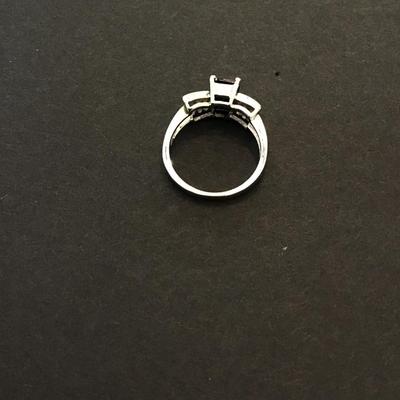 Sale Photo Thumbnail #137: Beautiful Silvertone cocktail dinner ring please see attached photos