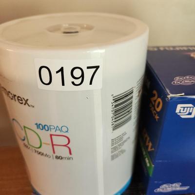 Memorex 100 pack CD-R Fuji 20 Pack CD-RW 99 CD/DVD Storage Cases