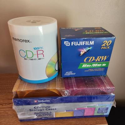Memorex 100 pack CD-R Fuji 20 Pack CD-RW 99 CD/DVD Storage Cases