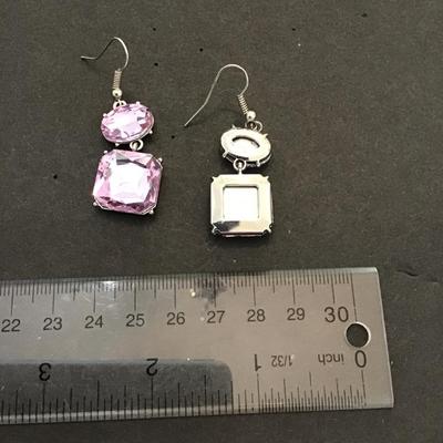Sale Photo Thumbnail #199: Beautiful pink glass rhinestone earrings. Please see attached photos.