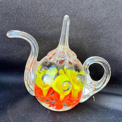 Lot 172 Art Glass Group