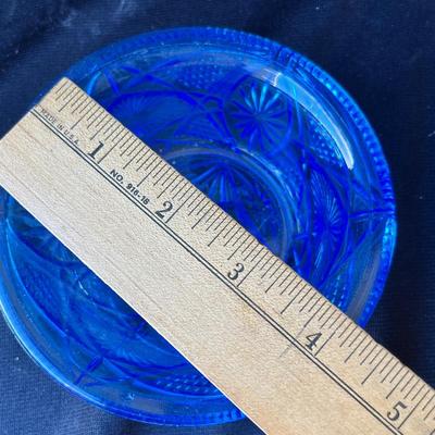 Lot 172 Art Glass Group