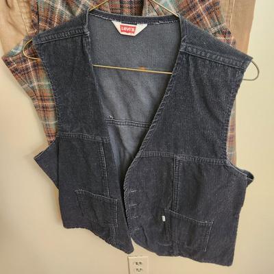 Vintage Mens Vests several Levis Levi's Levi's Fresh Produce, Corduroy, Southwest , Leather