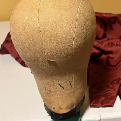 Canvas Head Form with Holder