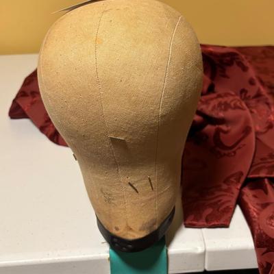 Canvas Head Form with Holder