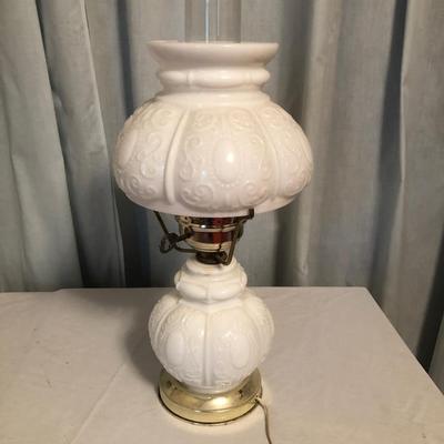 Sale Photo Thumbnail #54: Porcelain electric table lamps