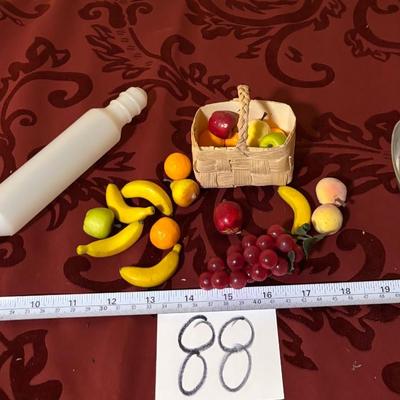 Children’s Kitchen Lot