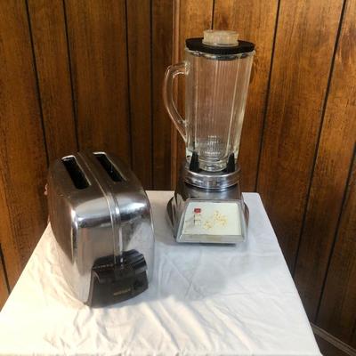 Sale Photo Thumbnail #57: Toastmaster toaster and Oster blender