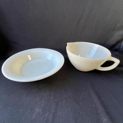 Lot 176 Ivory kitchen glassware