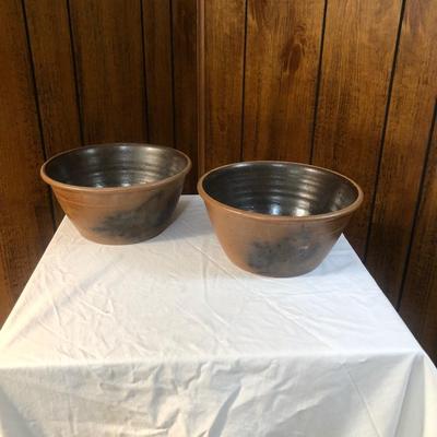 Sale Photo Thumbnail #60: Various sizes of ceramic and clay bowls