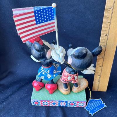 Lot 180 Jim Shore Mickey & Minnie Good Will ambasadors