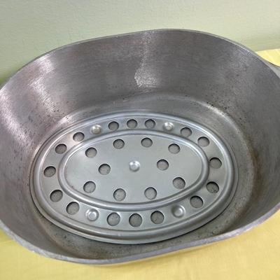 Aluminum Roaster with Lid, Forever Brand  1980's