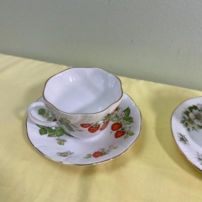 3 Bone China Tea Cups 