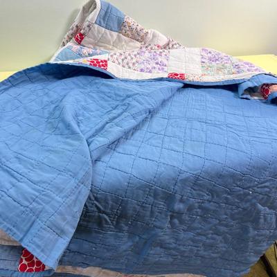 Darling Vintage Hand Tied Quilt