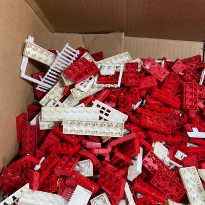American Plastic Brick Lot With Elgo Brand of Chicago 
