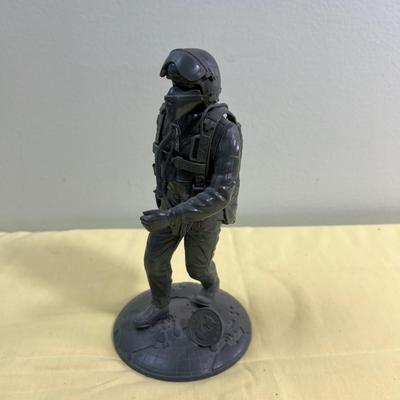 Aurora Model kit - Pilot Steve Canyon 