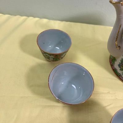 Lovely Antique Chinese Enamel Tea Pot with 7 cup TEA SET 