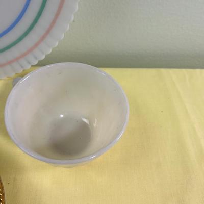 Anchor Hocking Milk Glass (3) Items