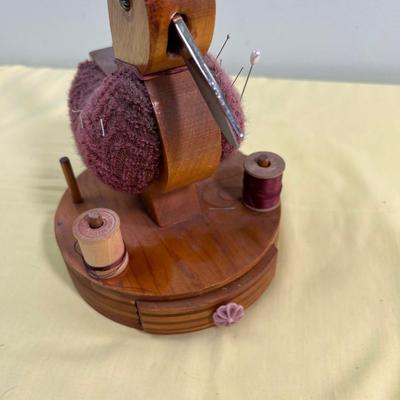 Just about the Coolest Pin Cushion Scissor Holder 