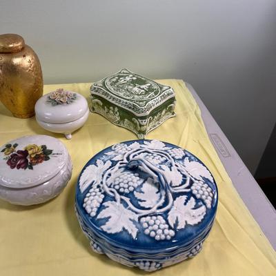 Covered Dishes 