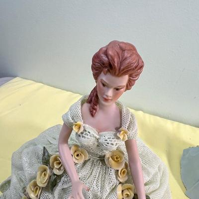 5 More slightly larger Delicate Lace Ladies 
