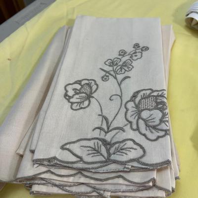 Damask Table Clothes and Napkins, Linens