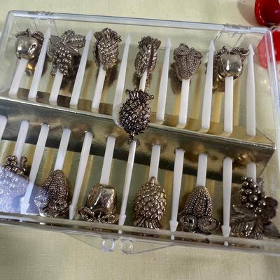 Classy  Hors d' oeuvres and Stir sticks, or whatever