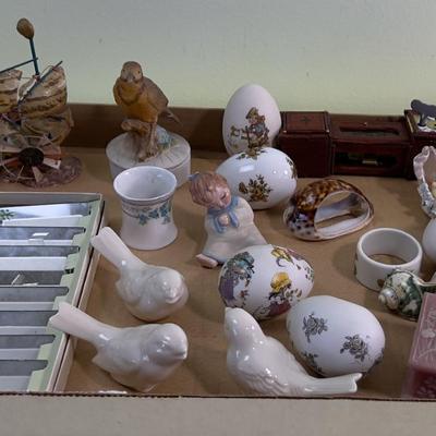 Miniature Do Das and Such Lot: Eggs, Birds, Napkin Rings , Mirror Name Plates