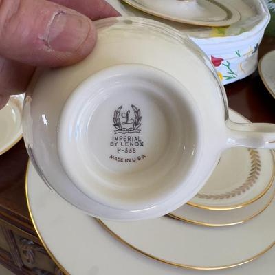 LENOX Fine China Pattern: Imperial Set Service for 8 Each setting is 6 piece place setting. 